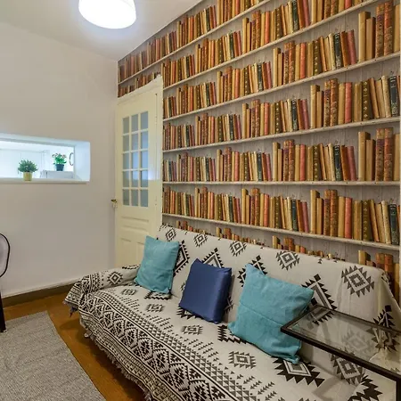 Charming Apartment In The Heart Of Plaka Athens Exterior photo