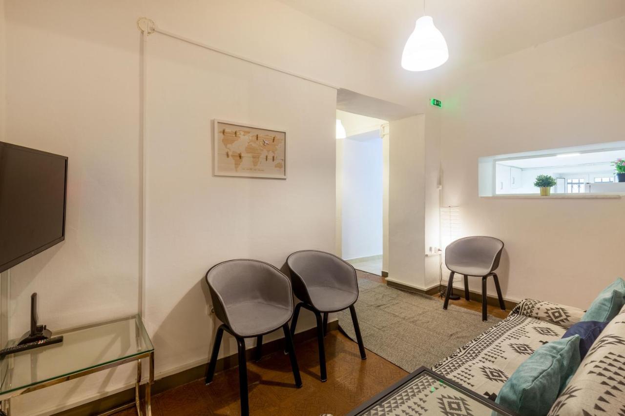 Charming In The Heart Of Plaka Apartment
